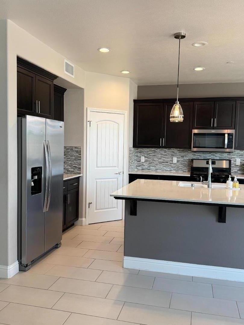 Detail Gallery Image 5 of 30 For 3963 Morris, Clovis,  CA 93619 - 4 Beds | 3 Baths