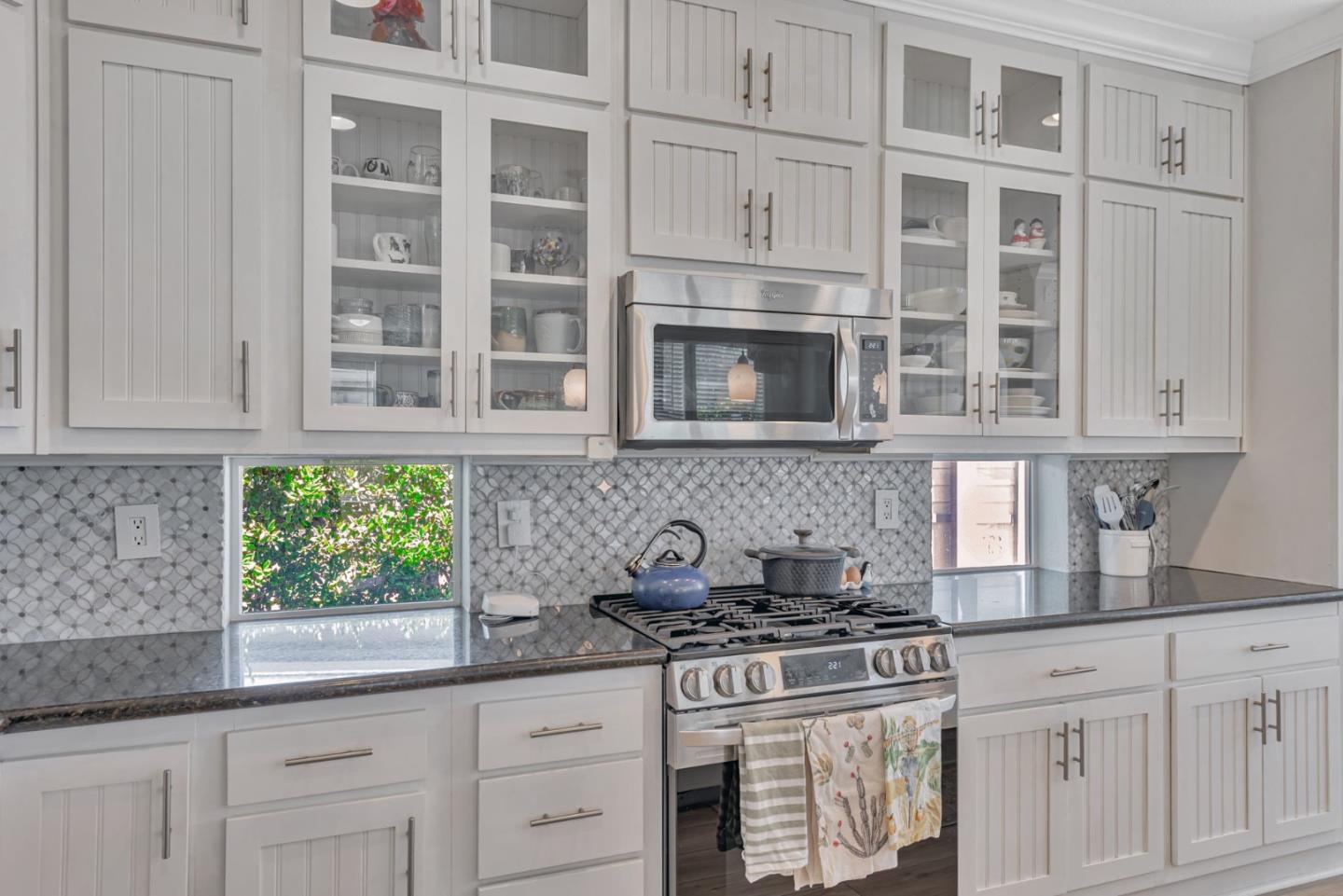Detail Gallery Image 12 of 42 For 1085 Tasman Dr #74,  Sunnyvale,  CA 94089 - 3 Beds | 3 Baths