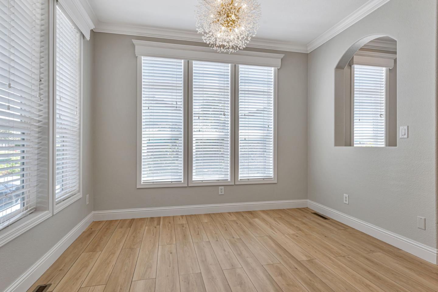 Detail Gallery Image 17 of 42 For 1085 Tasman Dr #74,  Sunnyvale,  CA 94089 - 3 Beds | 3 Baths