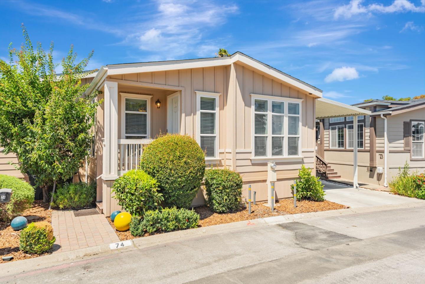 Detail Gallery Image 2 of 42 For 1085 Tasman Dr #74,  Sunnyvale,  CA 94089 - 3 Beds | 3 Baths