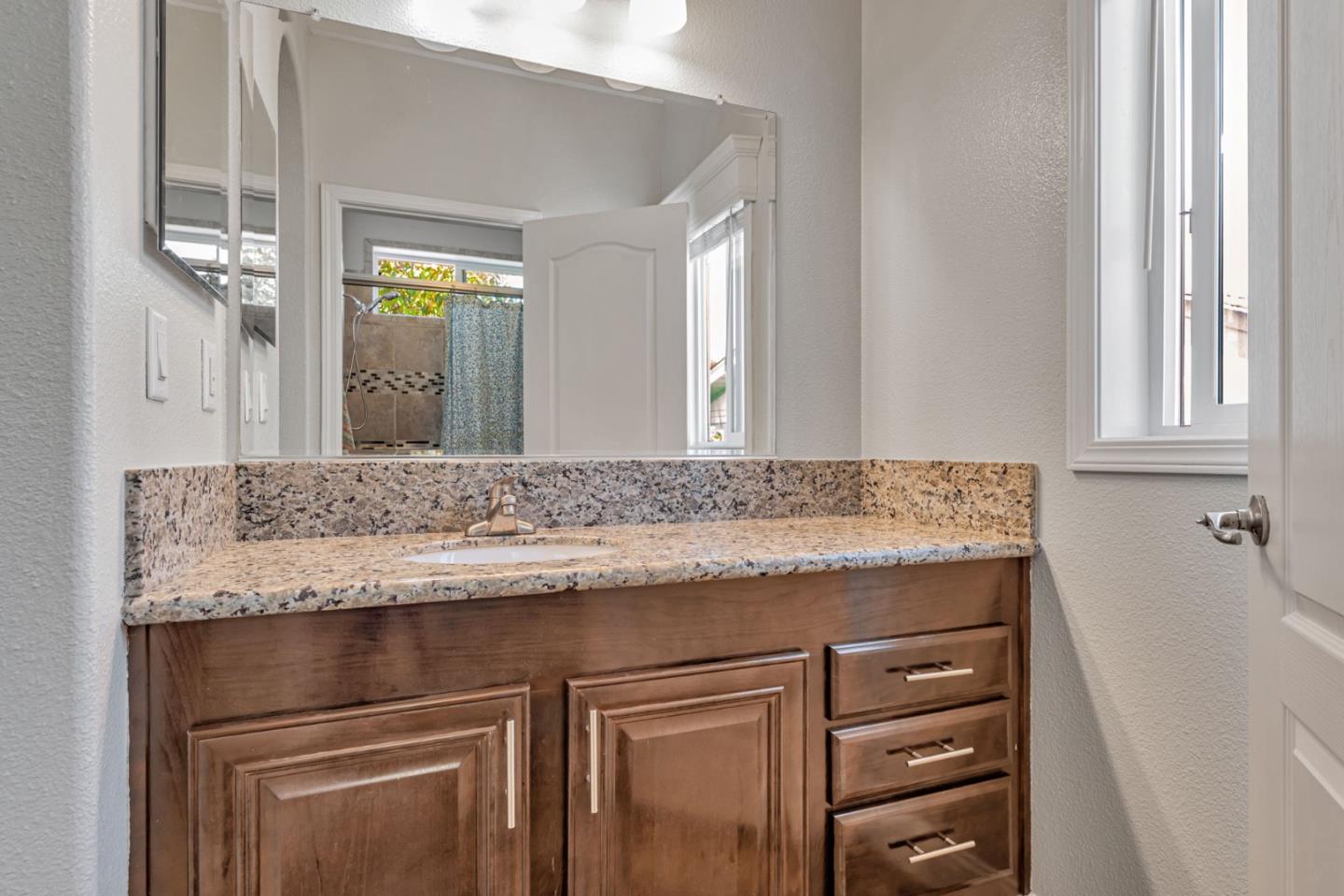 Detail Gallery Image 37 of 42 For 1085 Tasman Dr #74,  Sunnyvale,  CA 94089 - 3 Beds | 3 Baths