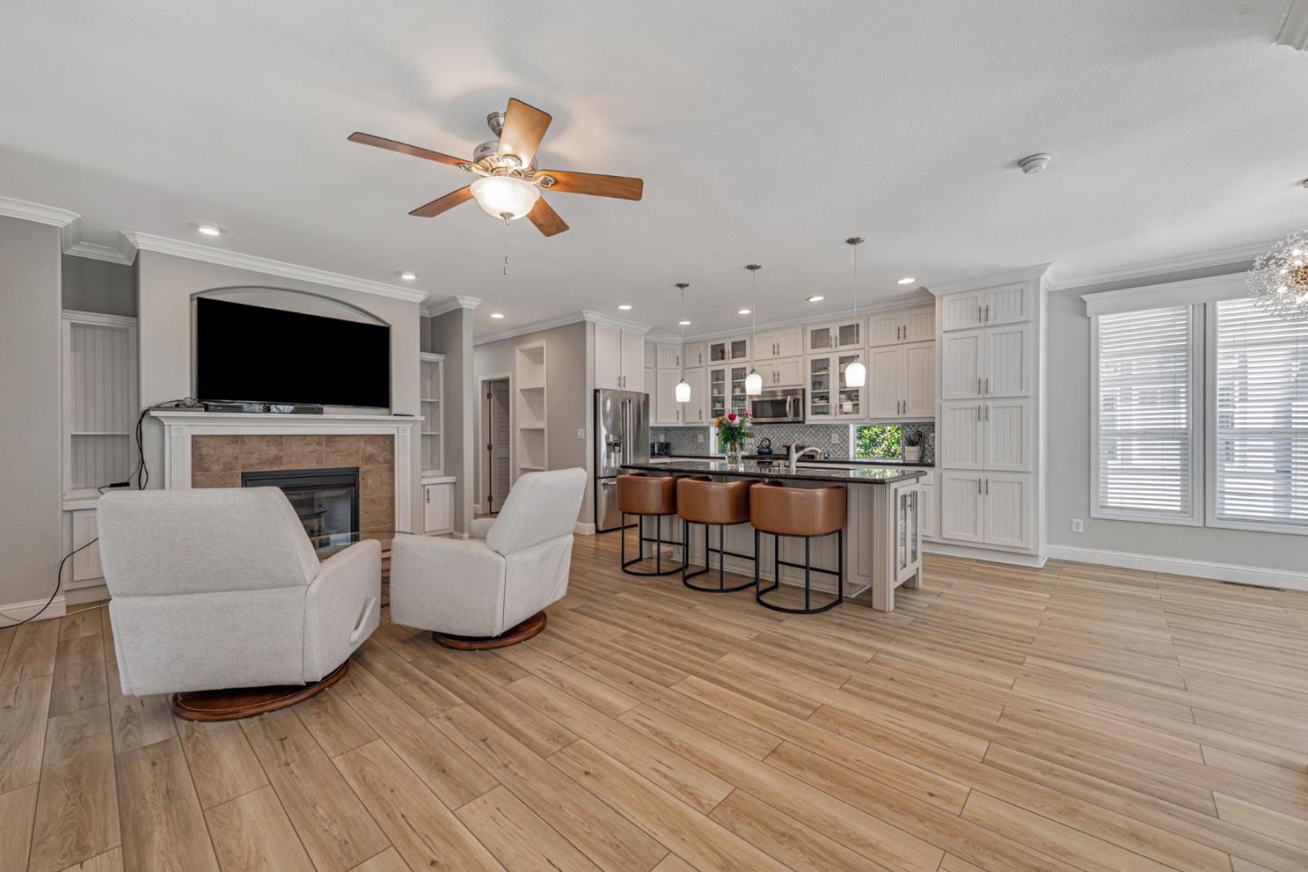 Detail Gallery Image 8 of 42 For 1085 Tasman Dr #74,  Sunnyvale,  CA 94089 - 3 Beds | 3 Baths