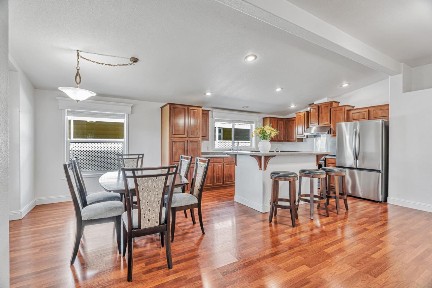 Detail Gallery Image 14 of 43 For 1085 Tasman Dr #816,  Sunnyvale,  CA 94089 - 3 Beds | 2 Baths