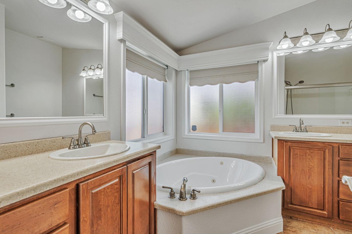 Detail Gallery Image 32 of 43 For 1085 Tasman Dr #816,  Sunnyvale,  CA 94089 - 3 Beds | 2 Baths