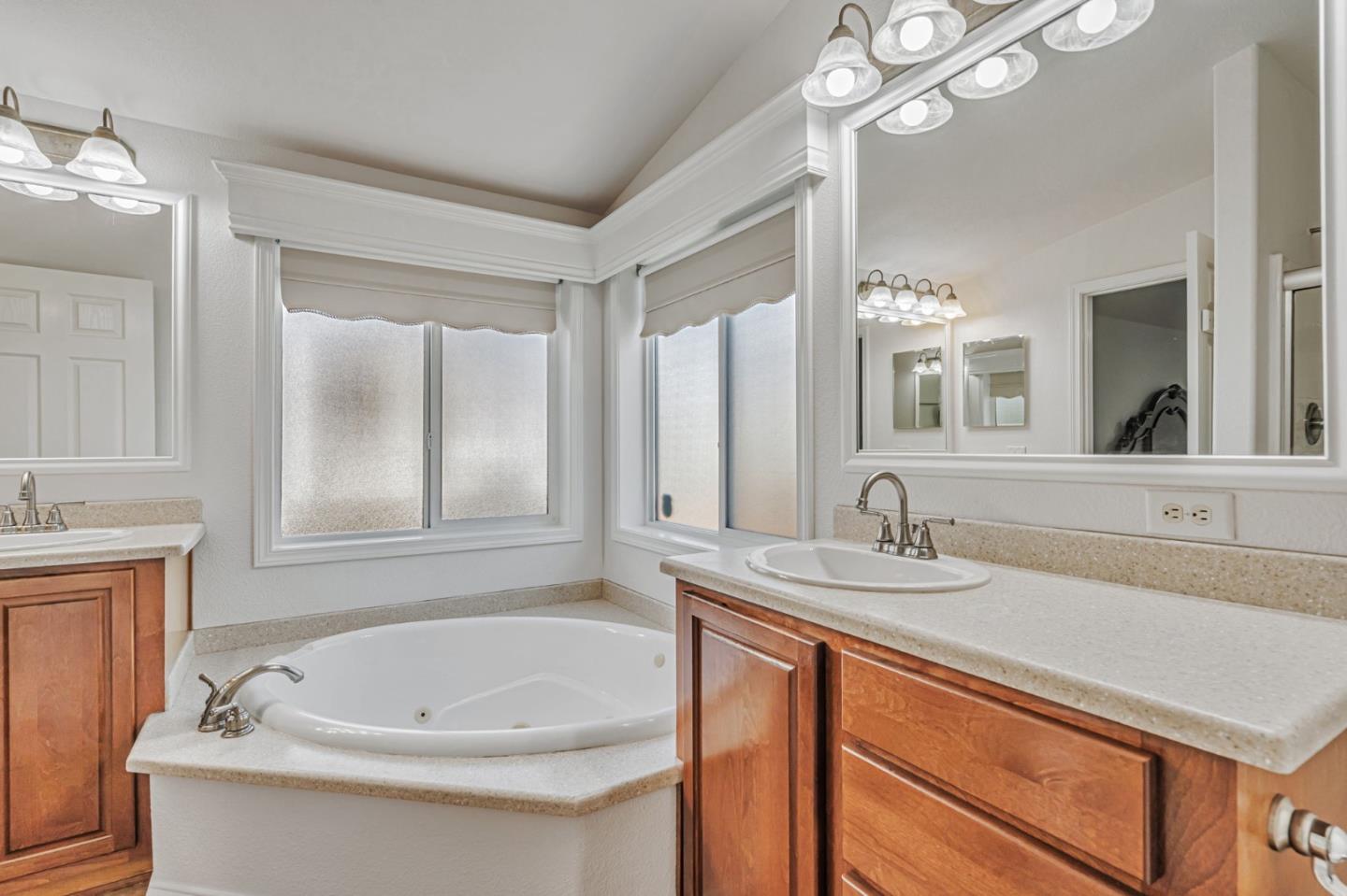 Detail Gallery Image 33 of 43 For 1085 Tasman Dr #816,  Sunnyvale,  CA 94089 - 3 Beds | 2 Baths