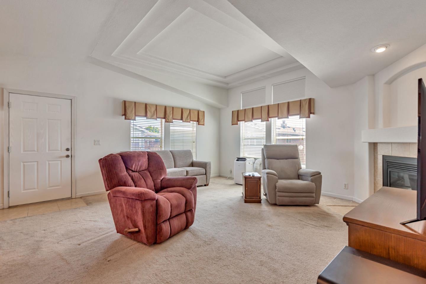 Detail Gallery Image 11 of 36 For 1085 Tasman Dr #405,  Sunnyvale,  CA 94089 - 3 Beds | 2 Baths