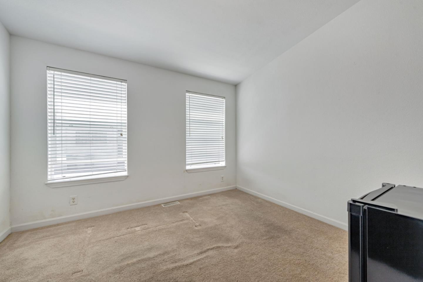 Detail Gallery Image 23 of 36 For 1085 Tasman Dr #405,  Sunnyvale,  CA 94089 - 3 Beds | 2 Baths
