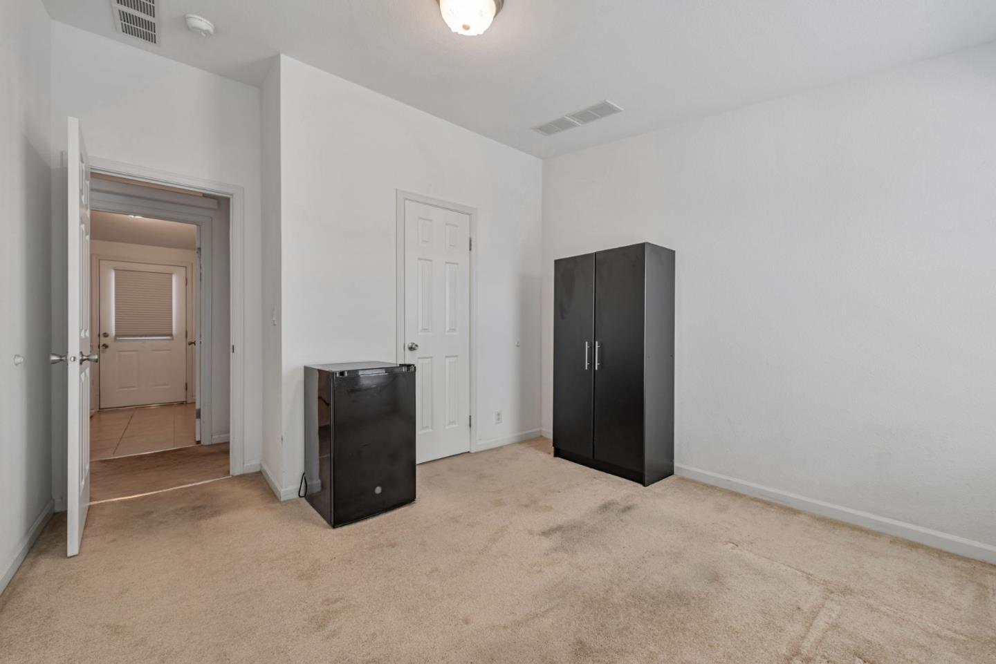 Detail Gallery Image 24 of 36 For 1085 Tasman Dr #405,  Sunnyvale,  CA 94089 - 3 Beds | 2 Baths