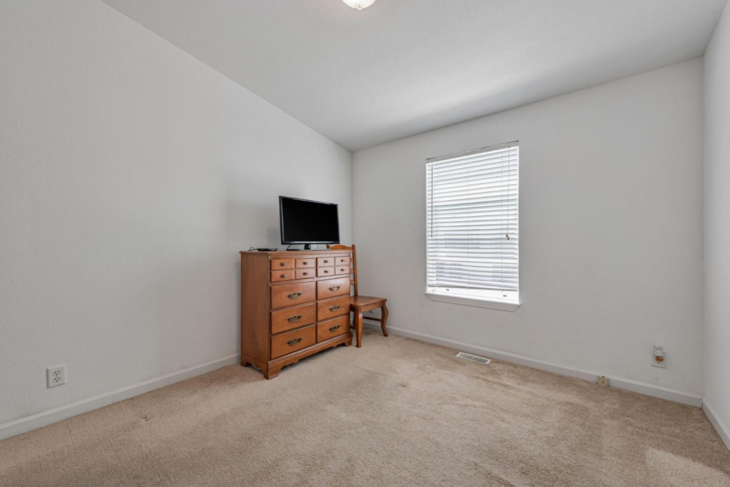 Detail Gallery Image 30 of 36 For 1085 Tasman Dr #405,  Sunnyvale,  CA 94089 - 3 Beds | 2 Baths