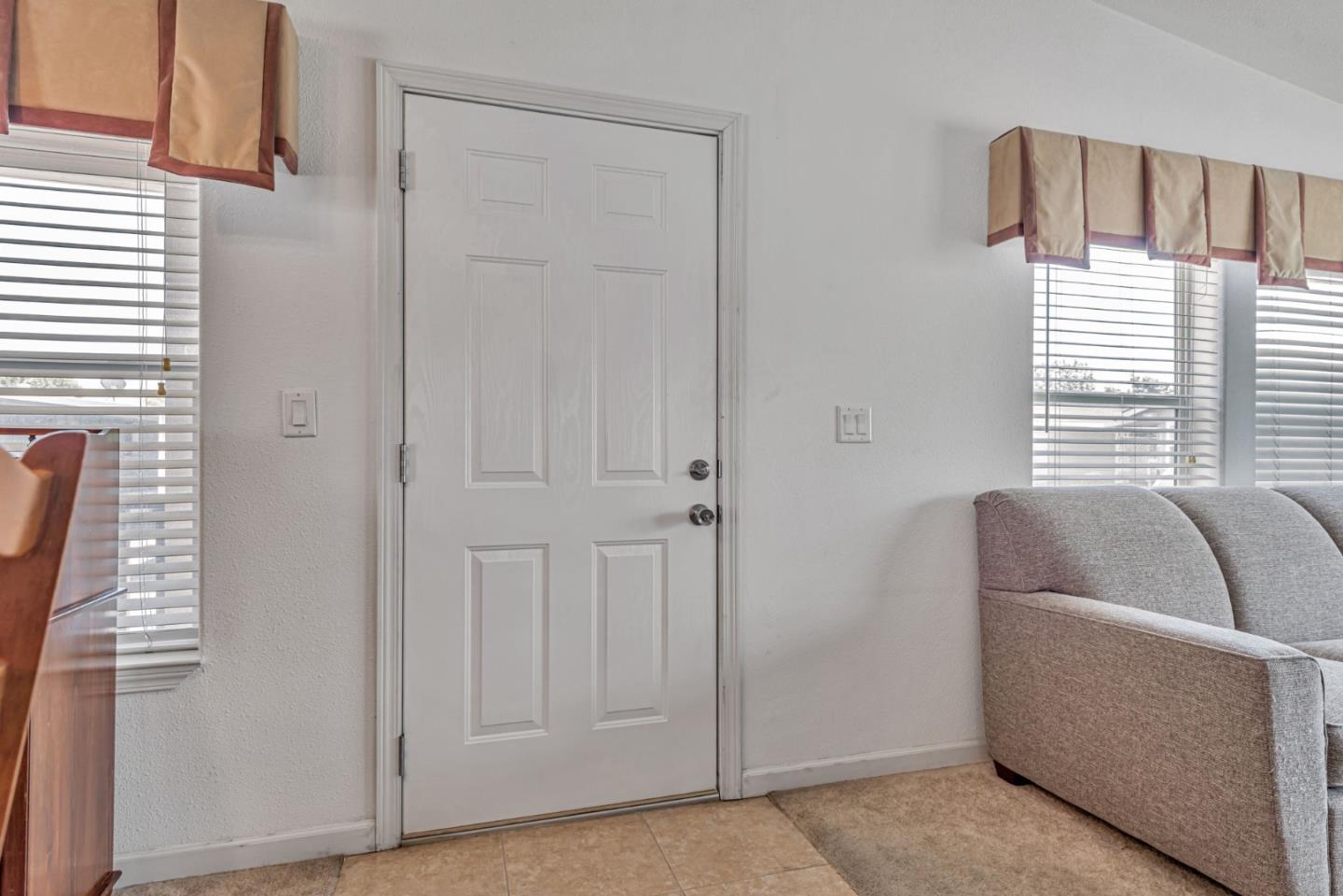 Detail Gallery Image 5 of 36 For 1085 Tasman Dr #405,  Sunnyvale,  CA 94089 - 3 Beds | 2 Baths