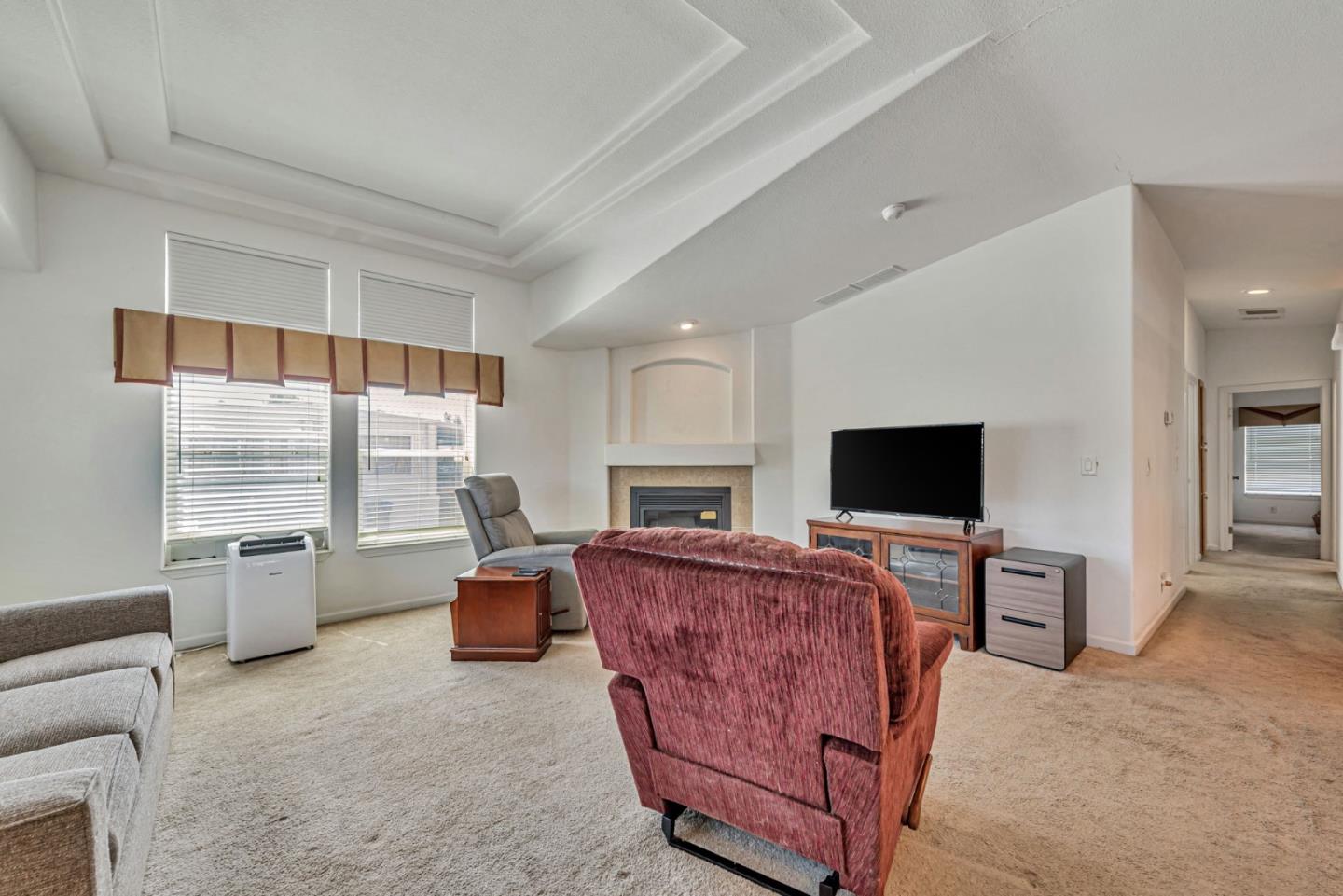 Detail Gallery Image 7 of 36 For 1085 Tasman Dr #405,  Sunnyvale,  CA 94089 - 3 Beds | 2 Baths
