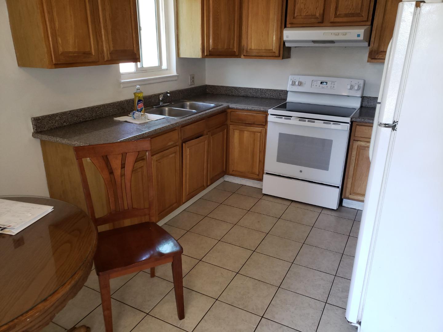 Detail Gallery Image 6 of 6 For 2180 Camden, San Jose,  CA 95124 - 2 Beds | 1 Baths