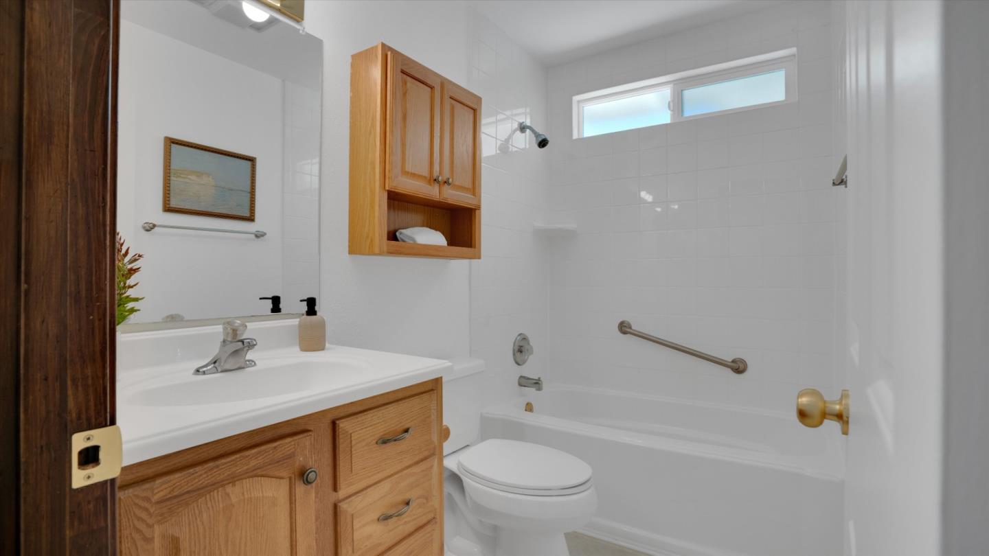 Detail Gallery Image 17 of 34 For 17245 James Lex Ln, Morgan Hill,  CA 95037 - 3 Beds | 2 Baths