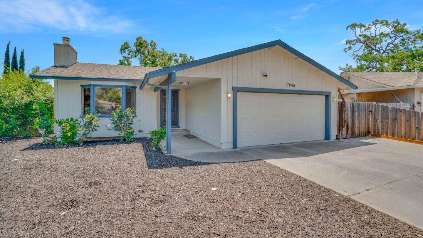Detail Gallery Image 3 of 34 For 17245 James Lex Ln, Morgan Hill,  CA 95037 - 3 Beds | 2 Baths