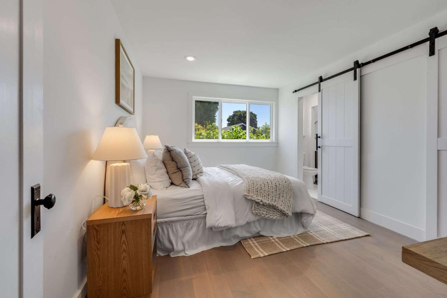 Detail Gallery Image 16 of 42 For 511 Pacheco Ave, Santa Cruz,  CA 95062 - 3 Beds | 3 Baths