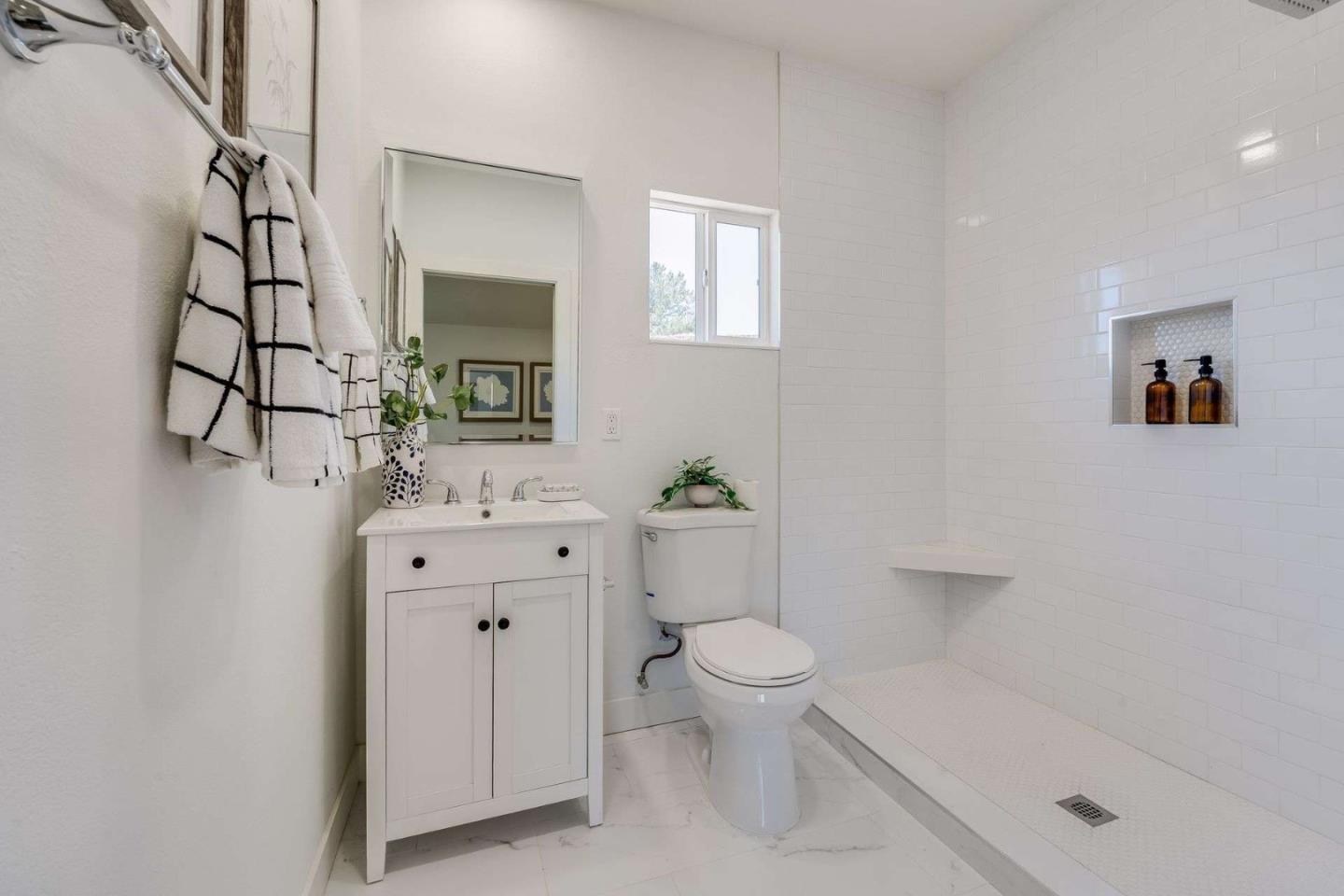 Detail Gallery Image 38 of 42 For 511 Pacheco Ave, Santa Cruz,  CA 95062 - 3 Beds | 3 Baths