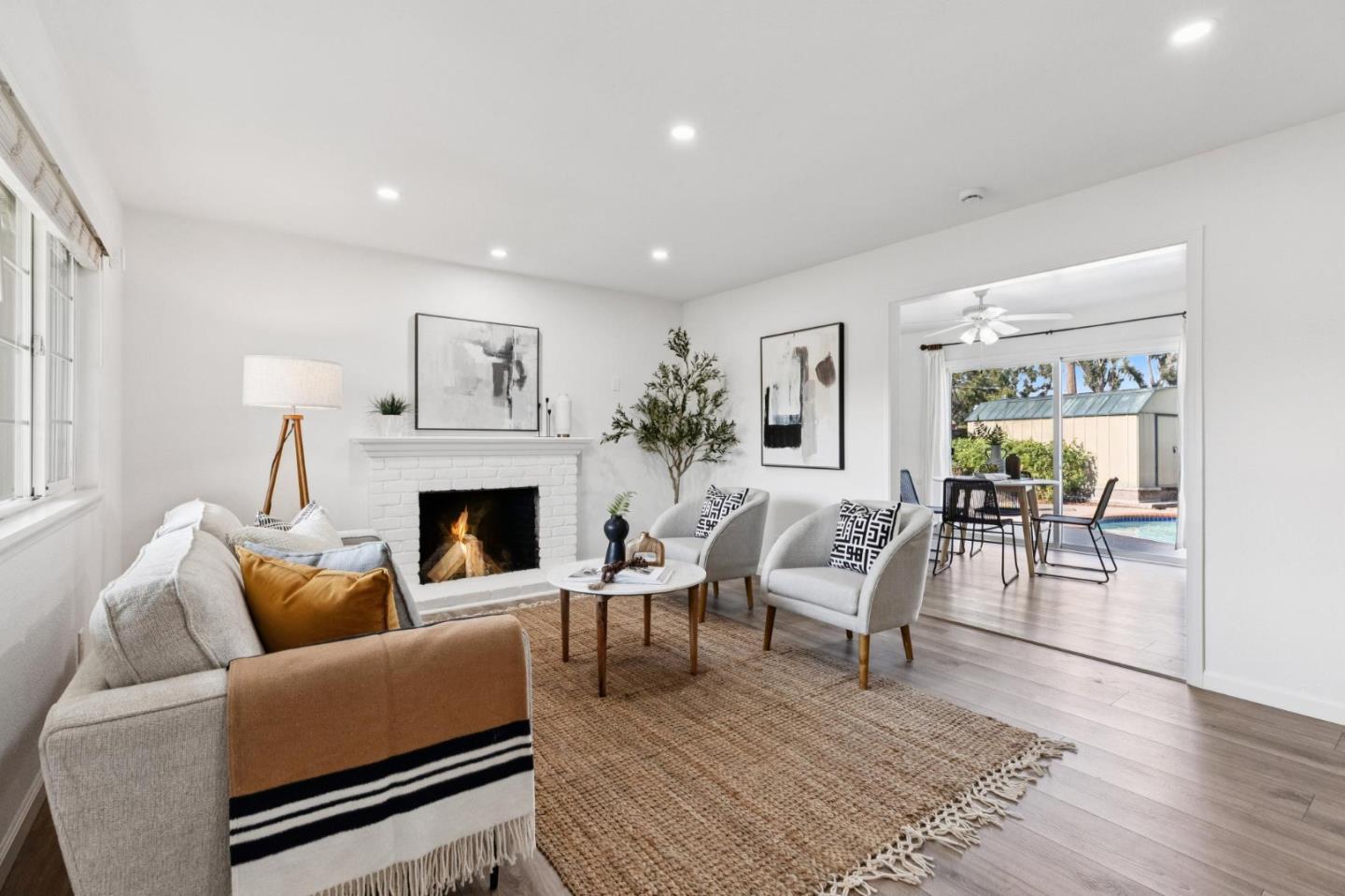 Detail Gallery Image 12 of 45 For 7527 Sutton Ln, Dublin,  CA 94568 - 3 Beds | 2 Baths