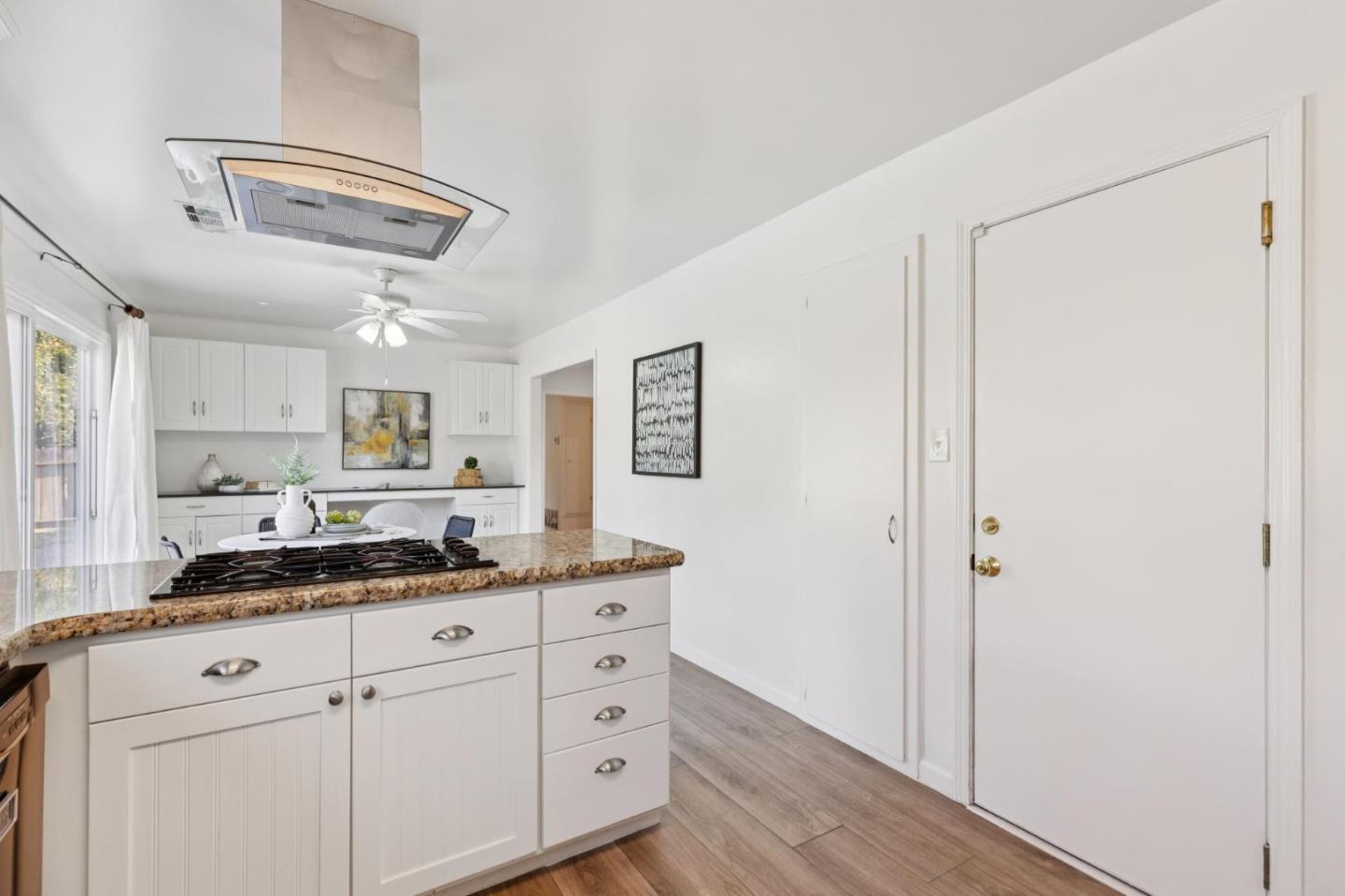 Detail Gallery Image 17 of 45 For 7527 Sutton Ln, Dublin,  CA 94568 - 3 Beds | 2 Baths