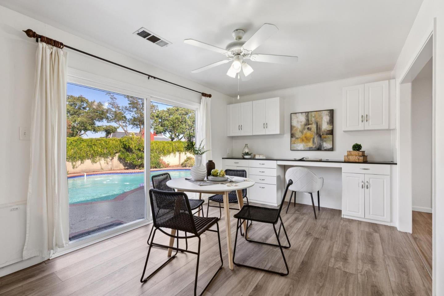 Detail Gallery Image 18 of 45 For 7527 Sutton Ln, Dublin,  CA 94568 - 3 Beds | 2 Baths