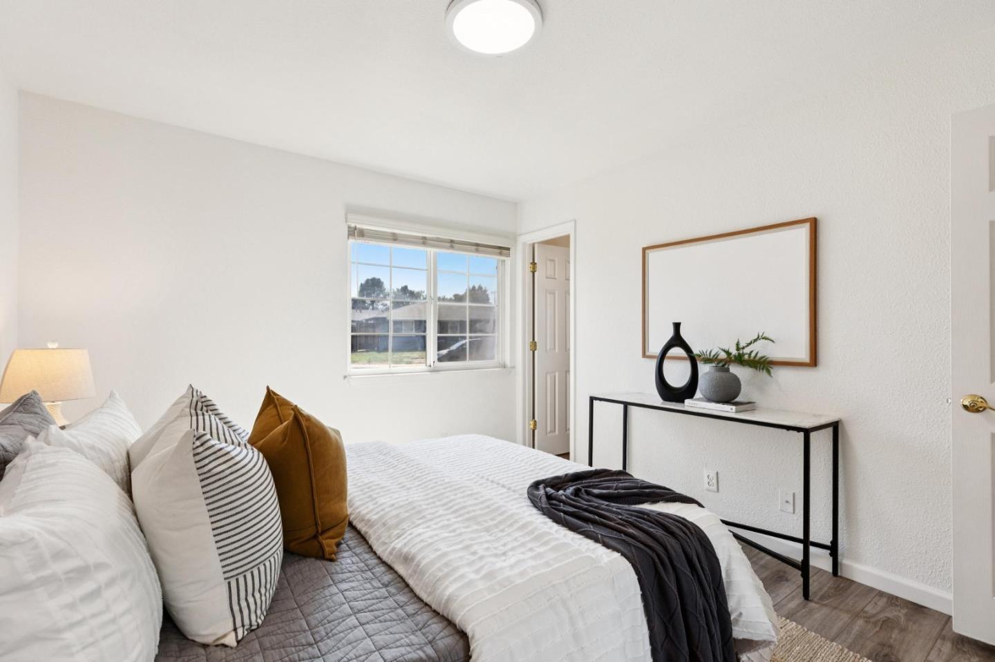 Detail Gallery Image 23 of 45 For 7527 Sutton Ln, Dublin,  CA 94568 - 3 Beds | 2 Baths