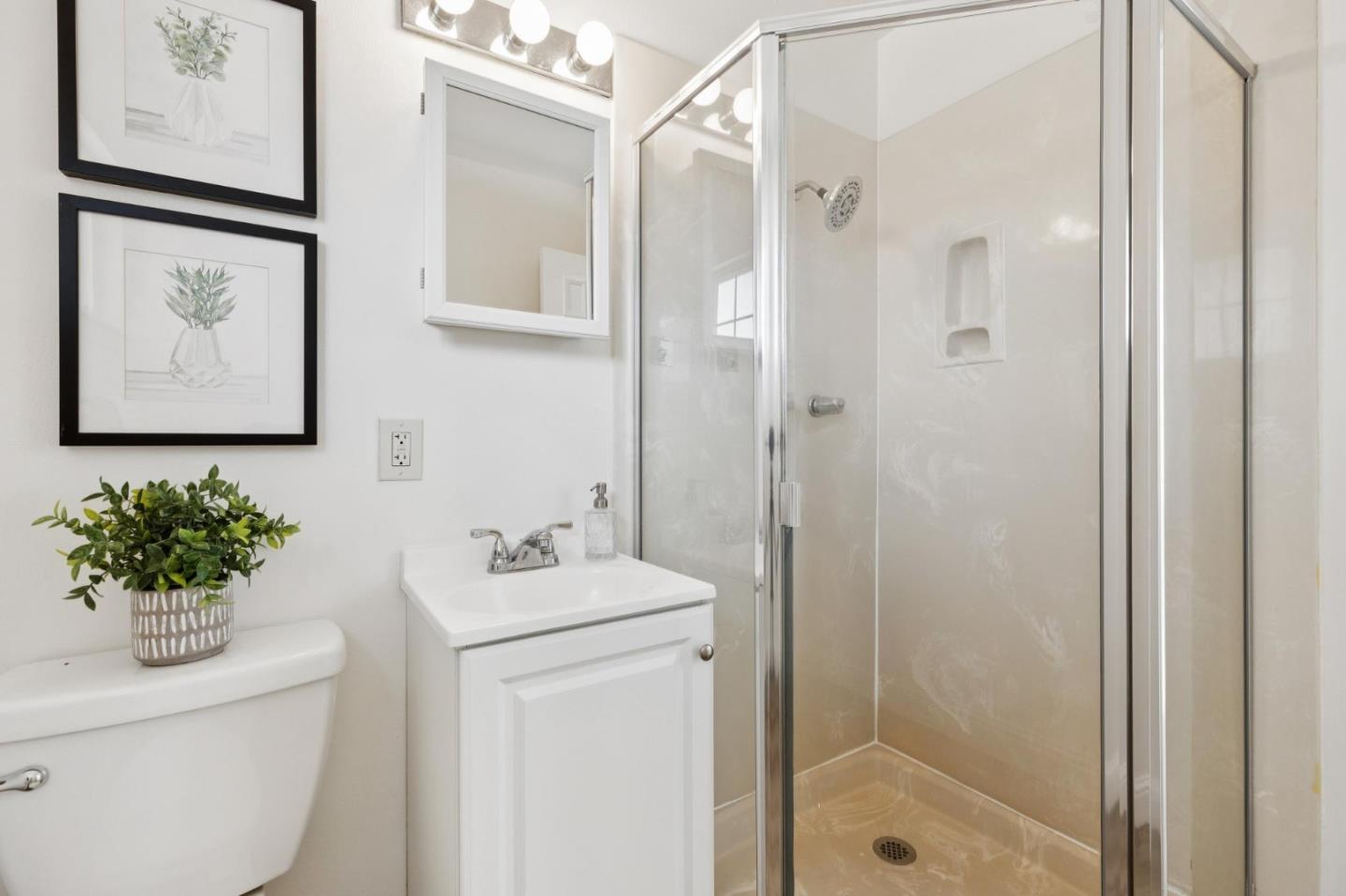 Detail Gallery Image 26 of 45 For 7527 Sutton Ln, Dublin,  CA 94568 - 3 Beds | 2 Baths