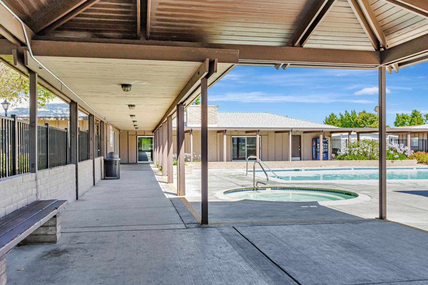 Detail Gallery Image 43 of 45 For 316 Los Encinos St #316,  San Jose,  CA 95134 - 2 Beds | 2 Baths