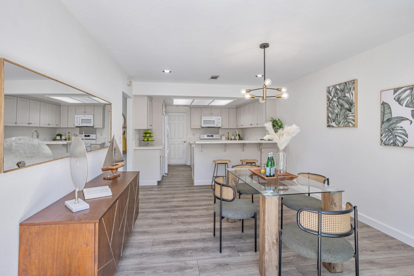 Detail Gallery Image 12 of 42 For 6698 Buggywhip Ct, San Jose,  CA 95120 - 4 Beds | 2/1 Baths