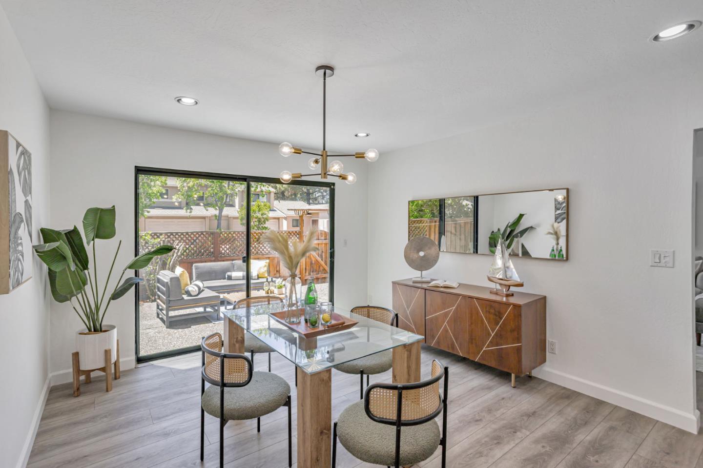 Detail Gallery Image 13 of 42 For 6698 Buggywhip Ct, San Jose,  CA 95120 - 4 Beds | 2/1 Baths