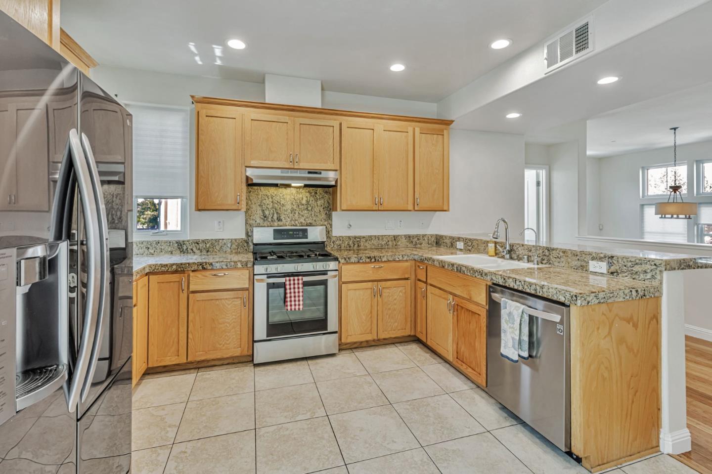 Detail Gallery Image 11 of 24 For 18424 Jade Ln, Morgan Hill,  CA 95037 - 3 Beds | 2/1 Baths