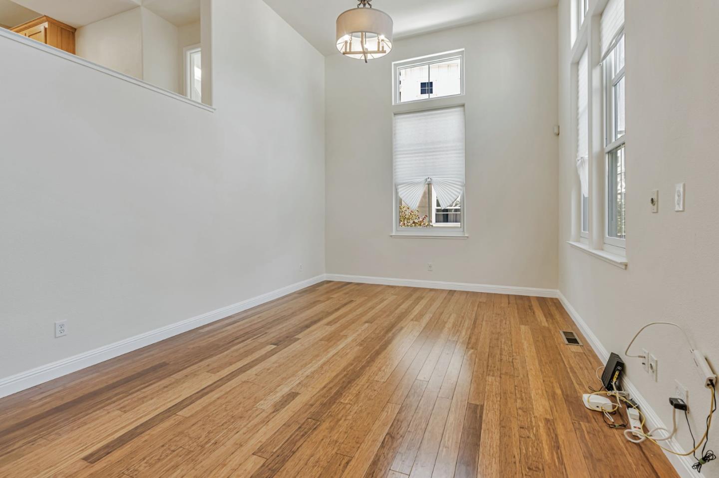 Detail Gallery Image 12 of 24 For 18424 Jade Ln, Morgan Hill,  CA 95037 - 3 Beds | 2/1 Baths