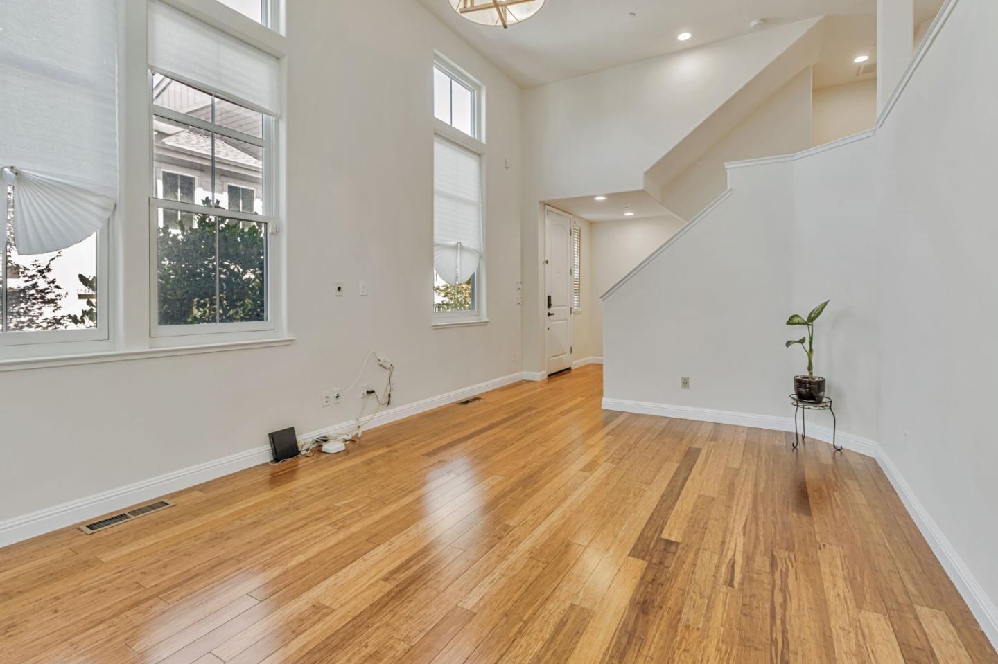 Detail Gallery Image 13 of 24 For 18424 Jade Ln, Morgan Hill,  CA 95037 - 3 Beds | 2/1 Baths