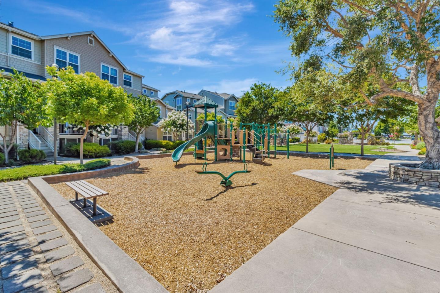 Detail Gallery Image 3 of 24 For 18424 Jade Ln, Morgan Hill,  CA 95037 - 3 Beds | 2/1 Baths