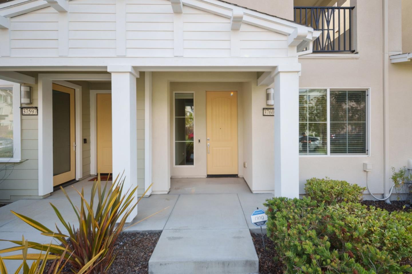Detail Gallery Image 1 of 33 For 37607 Cape Cod Rd, Newark,  CA 94560 - 4 Beds | 3/1 Baths