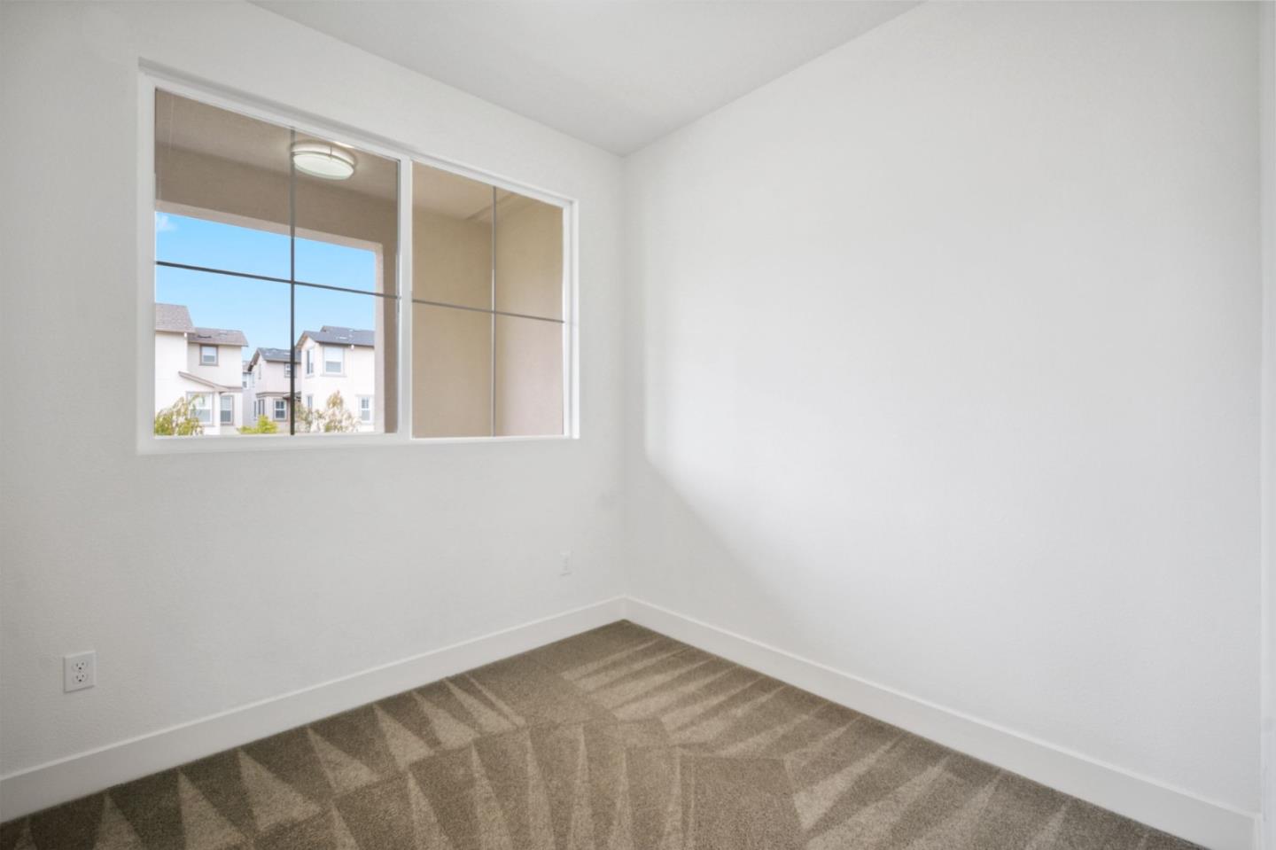 Detail Gallery Image 15 of 33 For 37607 Cape Cod Rd, Newark,  CA 94560 - 4 Beds | 3/1 Baths