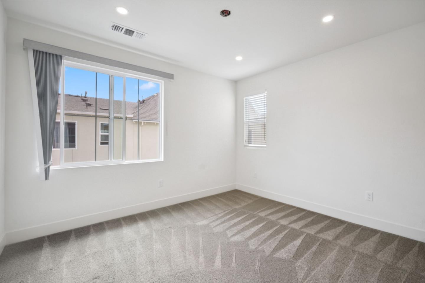 Detail Gallery Image 16 of 33 For 37607 Cape Cod Rd, Newark,  CA 94560 - 4 Beds | 3/1 Baths