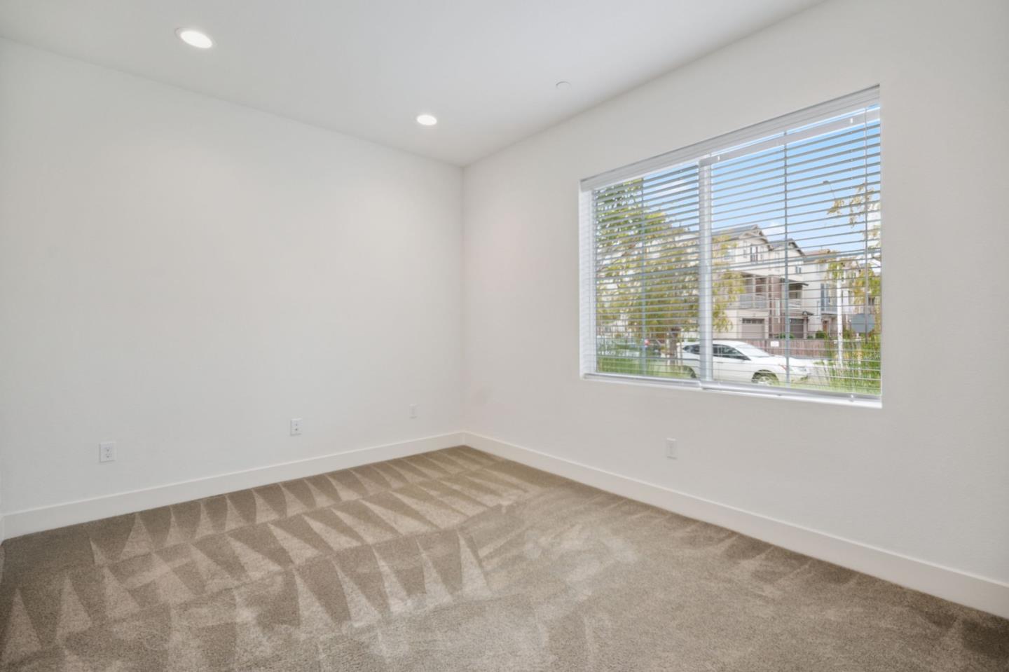 Detail Gallery Image 9 of 33 For 37607 Cape Cod Rd, Newark,  CA 94560 - 4 Beds | 3/1 Baths