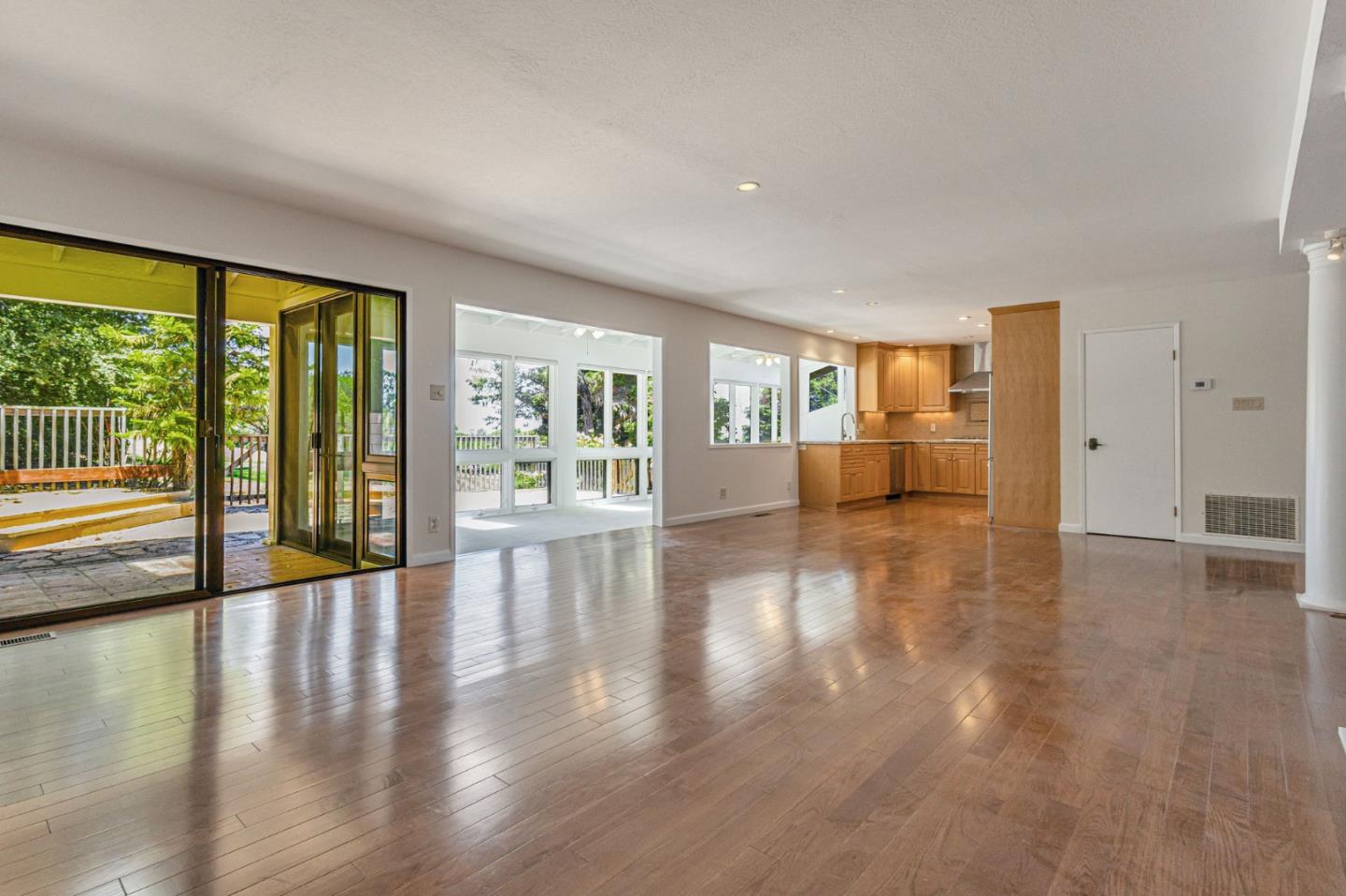 Detail Gallery Image 18 of 53 For 800 26th Ave, San Mateo,  CA 94403 - 3 Beds | 2/1 Baths