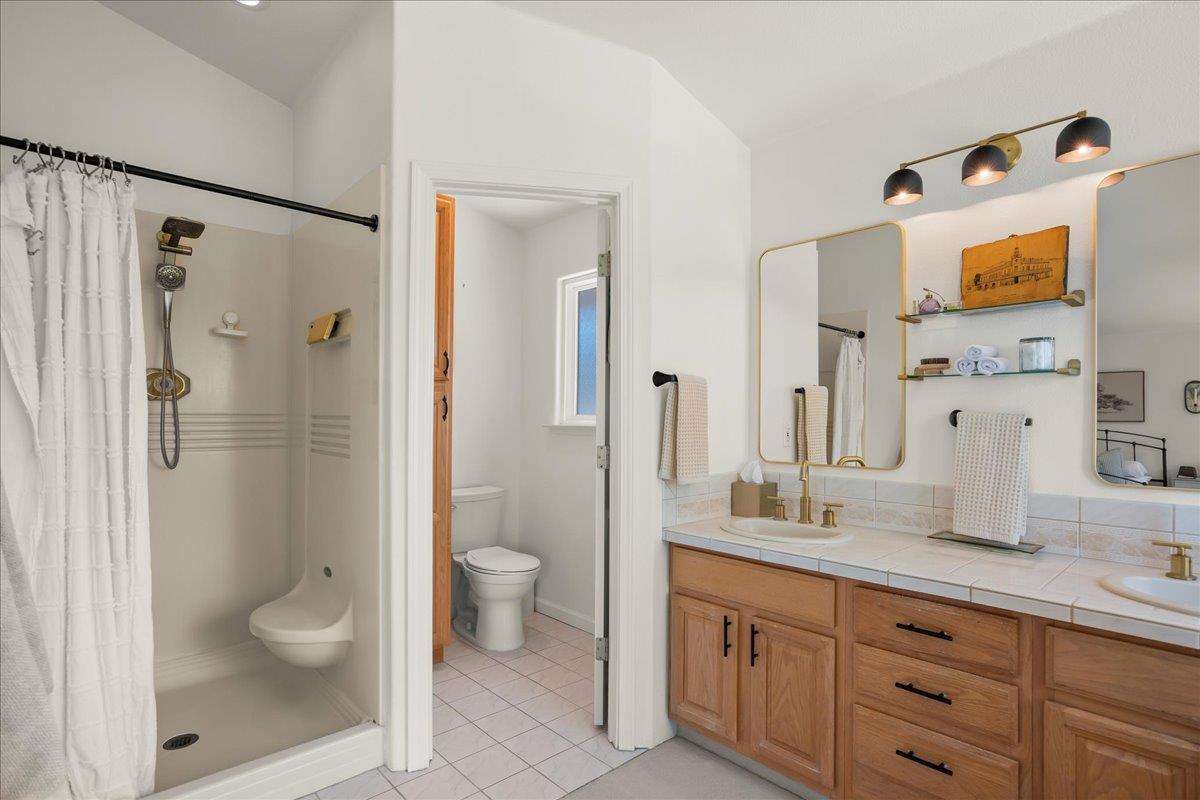 Detail Gallery Image 27 of 41 For 1650 Andreas Estates Pl, Royal Oaks,  CA 95076 - 4 Beds | 3 Baths