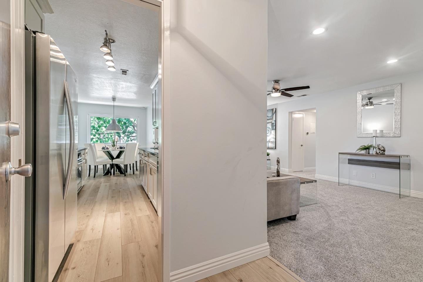 Detail Gallery Image 11 of 39 For 1335 Phelps Ave #7,  San Jose,  CA 95117 - 3 Beds | 2 Baths