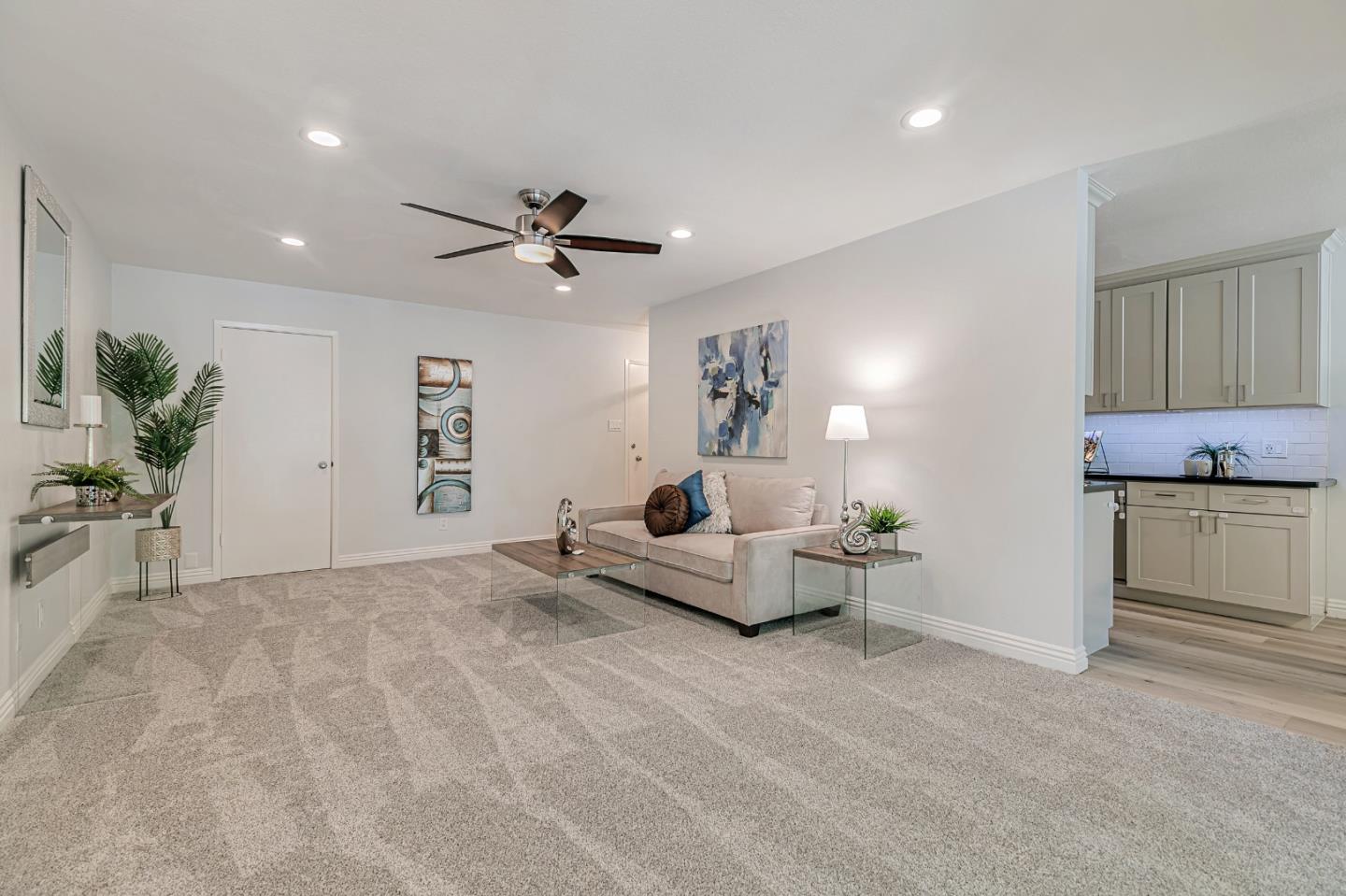Detail Gallery Image 14 of 39 For 1335 Phelps Ave #7,  San Jose,  CA 95117 - 3 Beds | 2 Baths