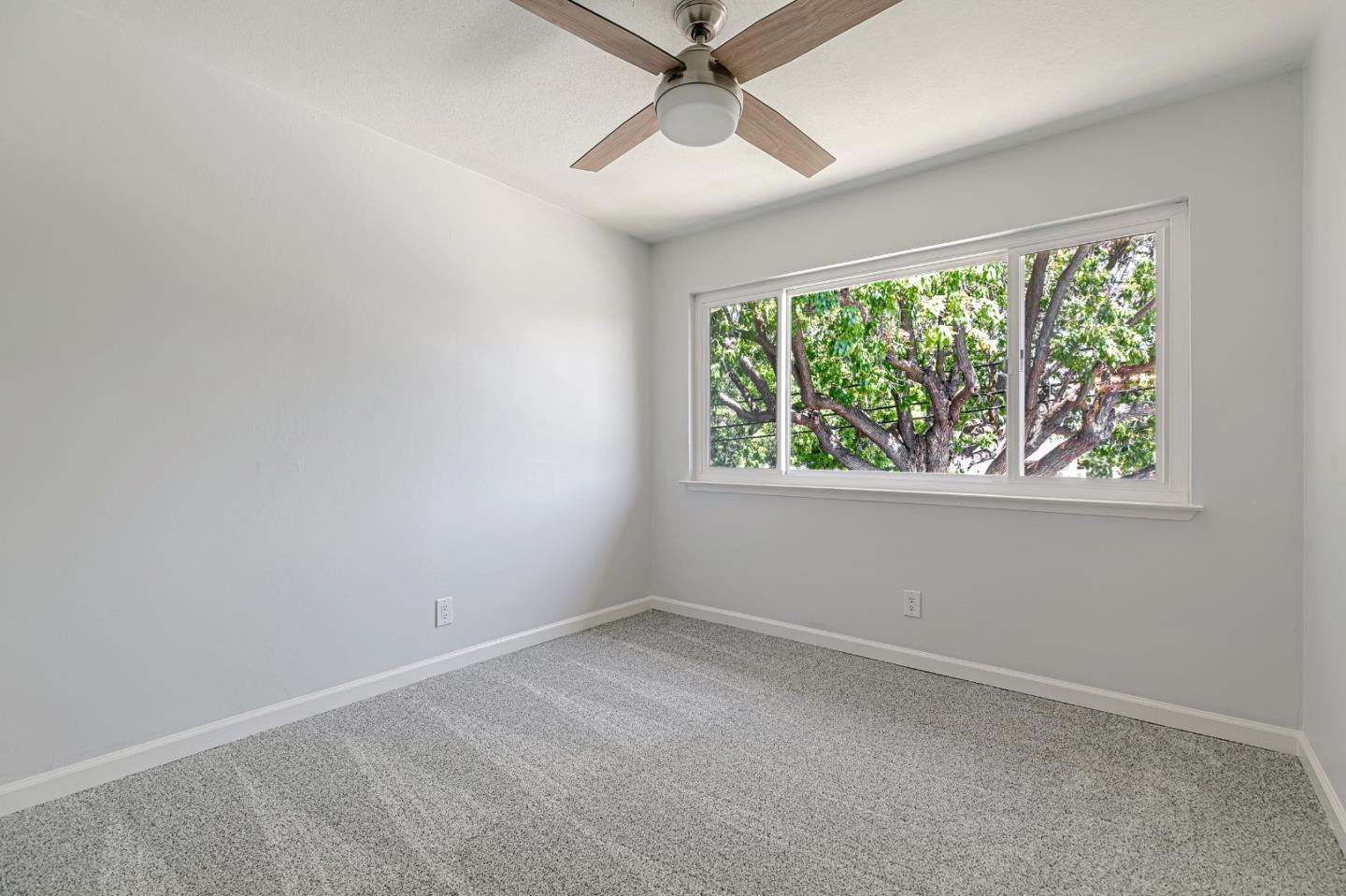 Detail Gallery Image 22 of 39 For 1335 Phelps Ave #7,  San Jose,  CA 95117 - 3 Beds | 2 Baths