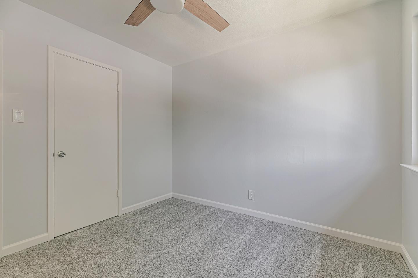 Detail Gallery Image 23 of 39 For 1335 Phelps Ave #7,  San Jose,  CA 95117 - 3 Beds | 2 Baths