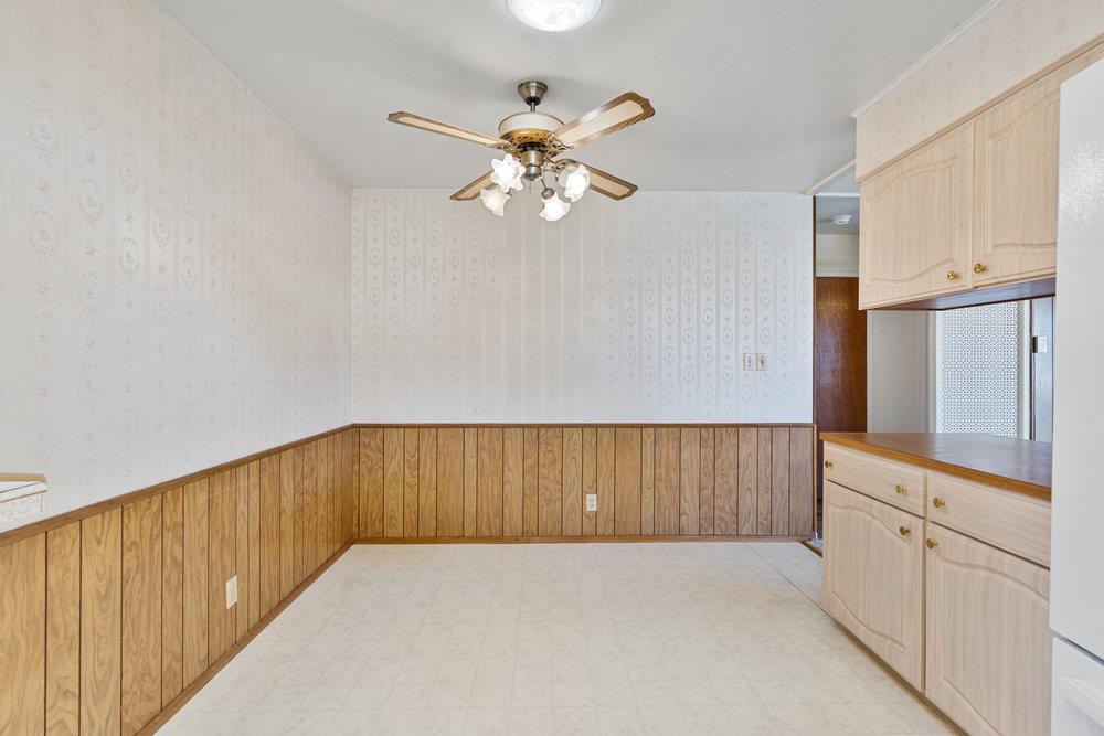 Detail Gallery Image 14 of 44 For 582 E Alvin Dr, Salinas,  CA 93906 - 3 Beds | 2 Baths
