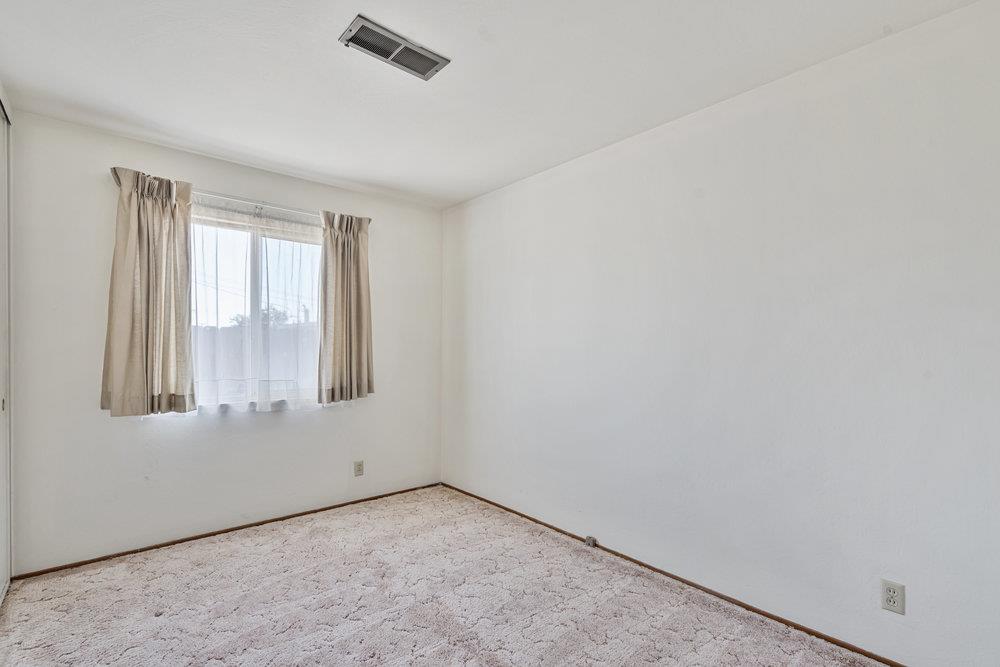 Detail Gallery Image 21 of 44 For 582 E Alvin Dr, Salinas,  CA 93906 - 3 Beds | 2 Baths