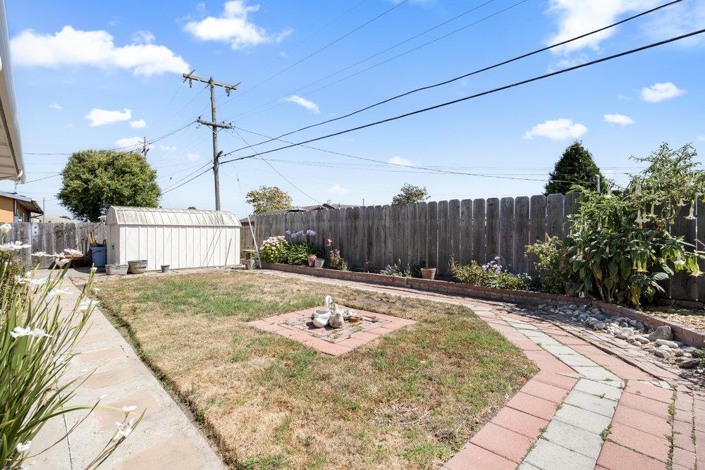 Detail Gallery Image 32 of 44 For 582 E Alvin Dr, Salinas,  CA 93906 - 3 Beds | 2 Baths