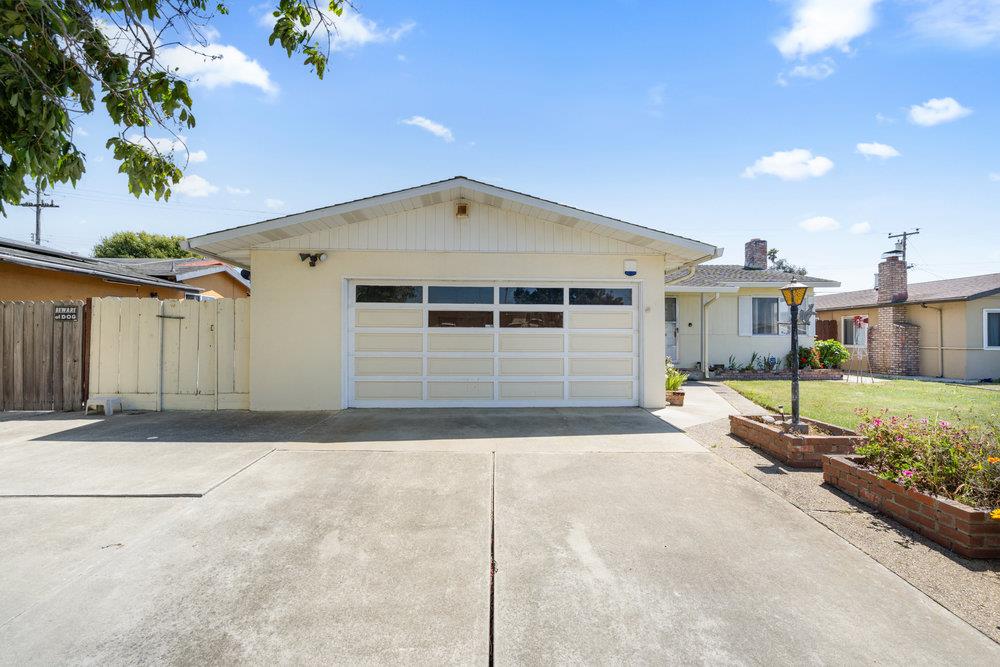 Detail Gallery Image 5 of 44 For 582 E Alvin Dr, Salinas,  CA 93906 - 3 Beds | 2 Baths