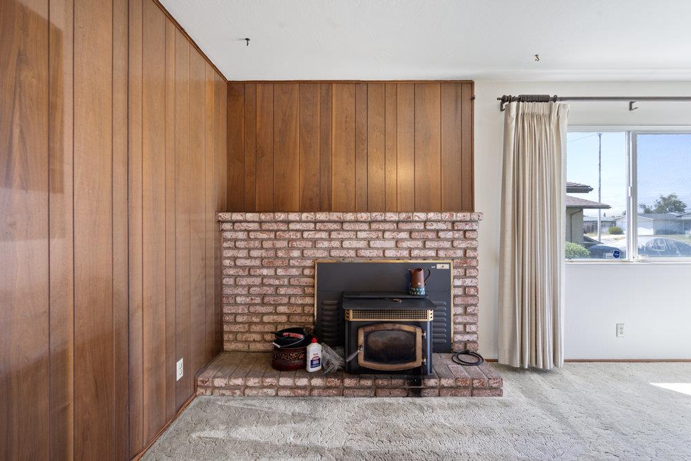 Detail Gallery Image 9 of 44 For 582 E Alvin Dr, Salinas,  CA 93906 - 3 Beds | 2 Baths