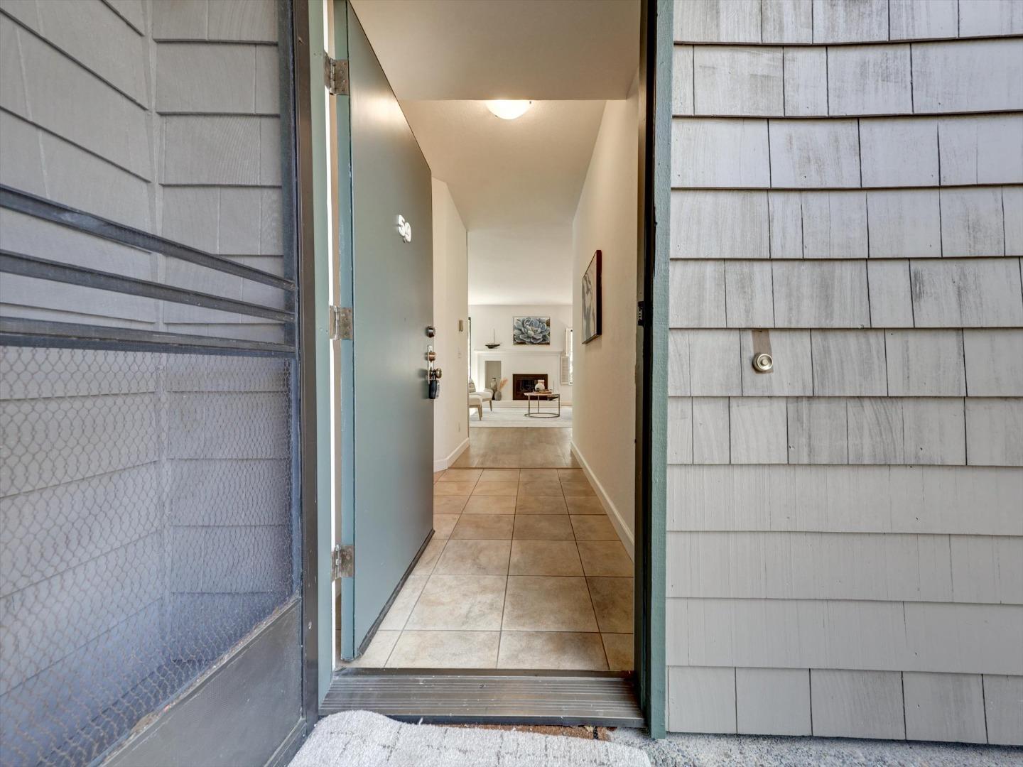Detail Gallery Image 30 of 69 For 59 Cove Ln, Redwood City,  CA 94065 - 2 Beds | 2 Baths