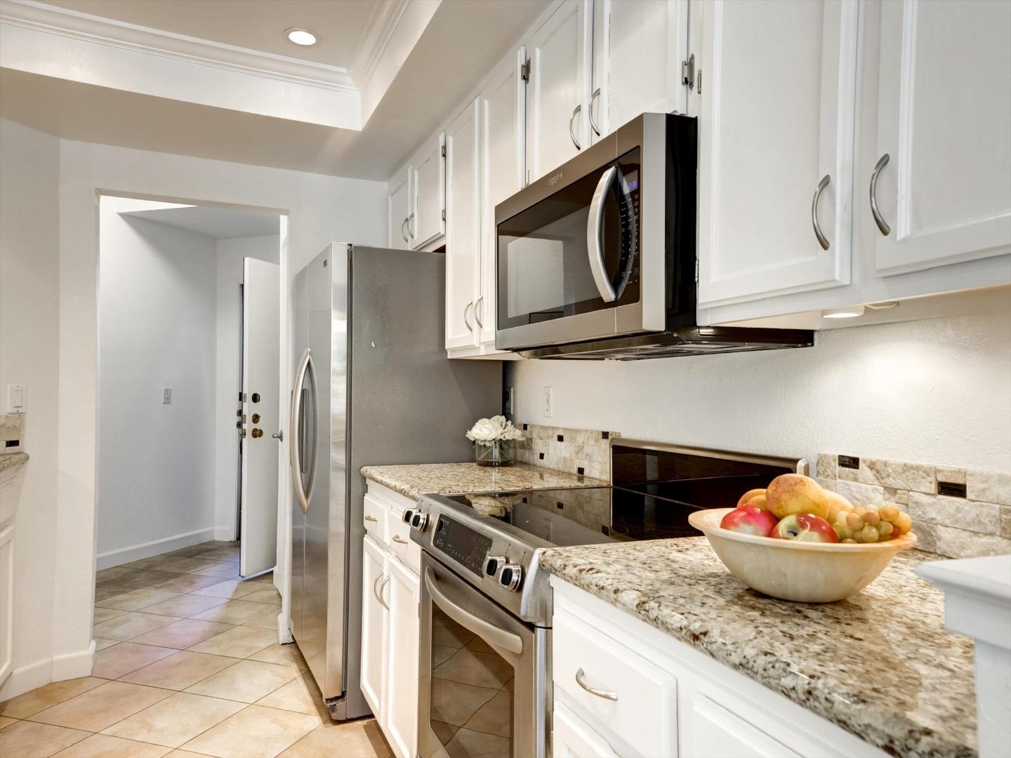 Detail Gallery Image 41 of 69 For 59 Cove Ln, Redwood City,  CA 94065 - 2 Beds | 2 Baths