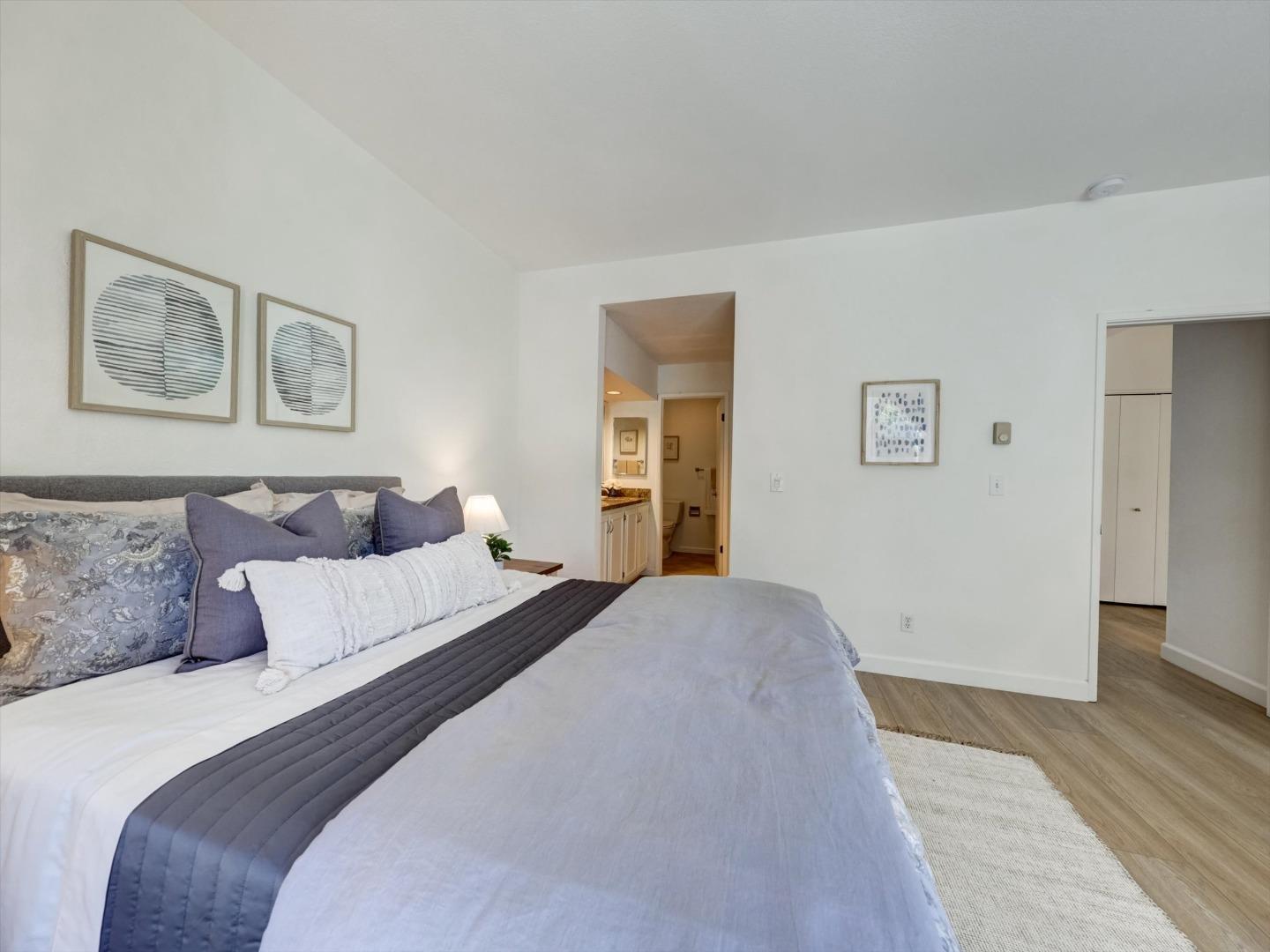 Detail Gallery Image 50 of 69 For 59 Cove Ln, Redwood City,  CA 94065 - 2 Beds | 2 Baths